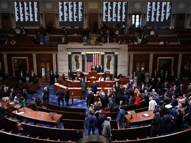 Congreso de EU avala el megaproyecto fiscal impulsado por Trump