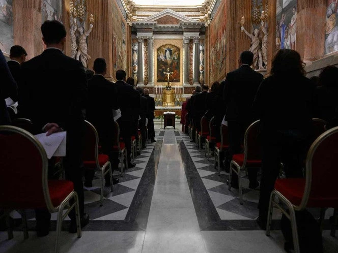 Cardenales están instalados en el Vaticano para el cónclave