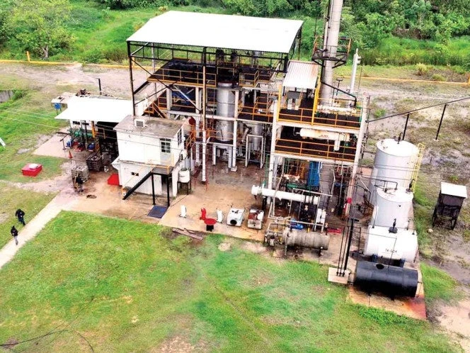 Hallan y desarman una narcorrefinería