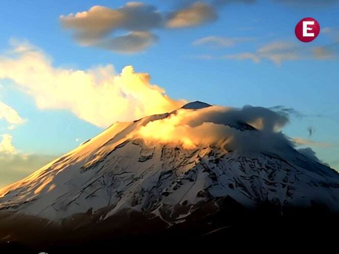 ¡Popocatépetl se mantiene nevado! Registra casi 100 exhalaciones en 24 horas