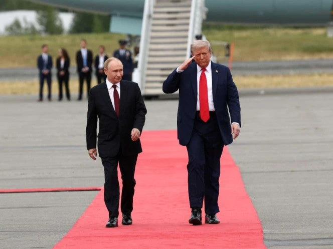 Trump y Putin aterrizan en Alaska para cumbre sobre la guerra en Ucrania
