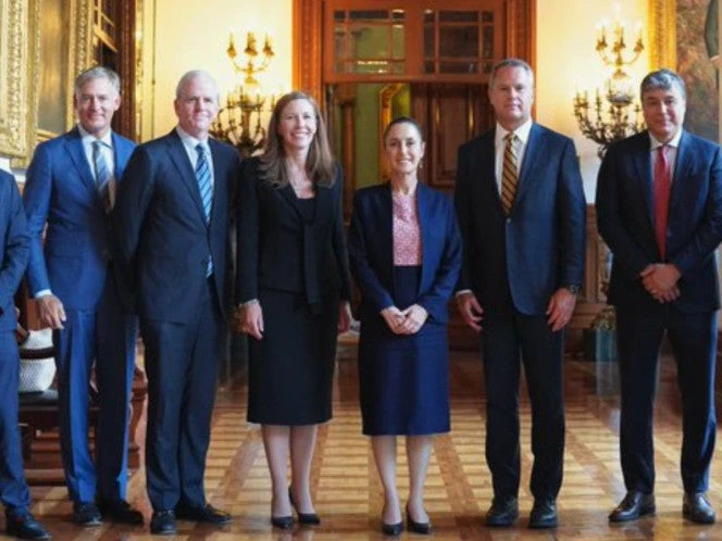 Claudia Sheinbaum se reúne con empresarios y anuncia inversiones 