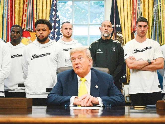 Trump sonroja a los de la Juve al hablarles de la guerra y mujeres trans