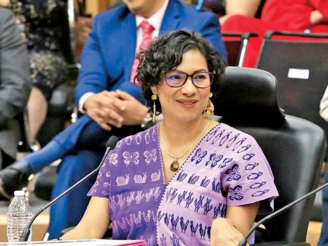 Por falta de manos, INE incumple transparencia; aplaza nuevas facultades