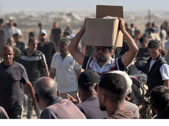 Estampida en Gaza: desesperación y disparos en entrega de comida