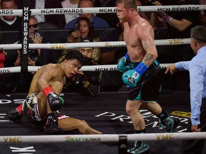 Rivales del ‘Canelo’ se compraron Cybertucks