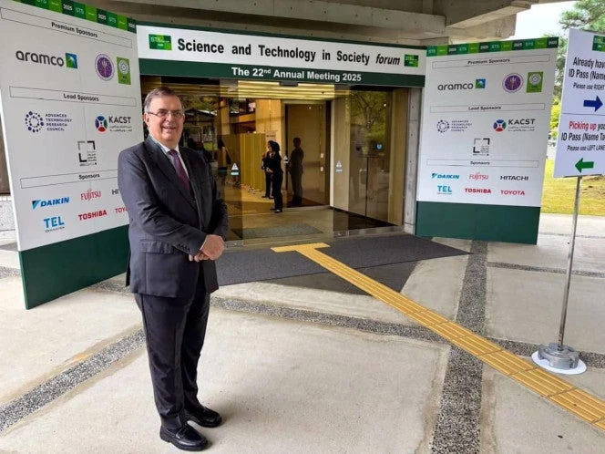 Marcelo Ebrard visita Japón para coordinar foro regional sobre innovación