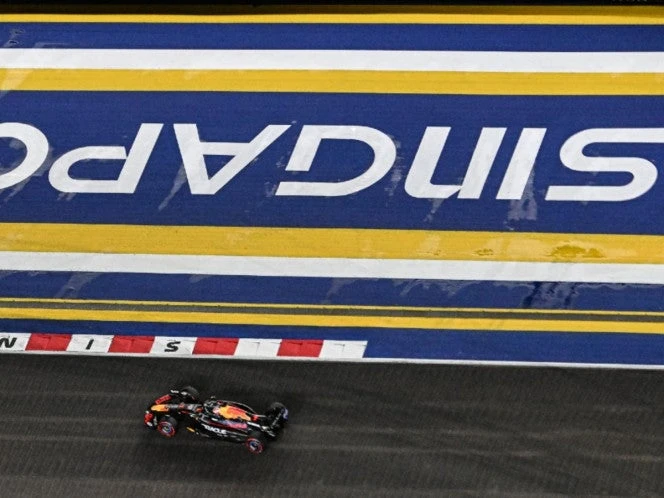 Joven entra ilegalmente a la F1 en Singapur; podría enfrentar castigo corporal