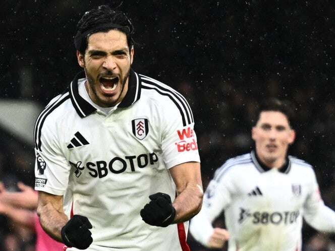 Raúl Jiménez encabeza remontada de Fulham en Premier League