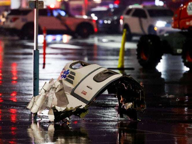 Suman 7 muertos tras accidente aéreo con mexicanos a bordo en Filadelfia