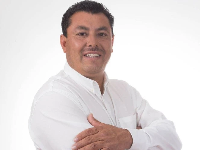 Matan a balazos al exalcalde priista en Veracruz; también asesinan a su hijo
