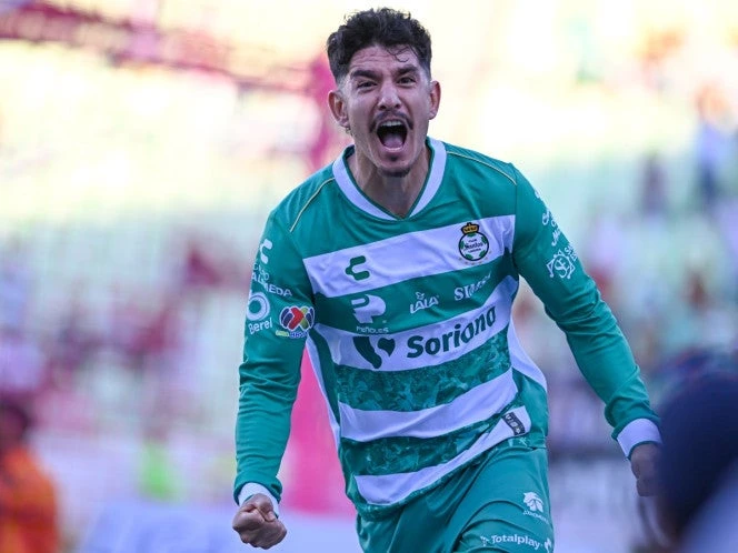 Santos respira en Apertura 2025 y rasguña Play-in