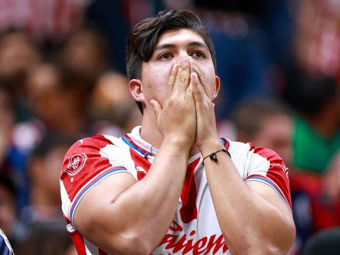 Aficionados de Chivas desaprueban la llegada de Óscar García