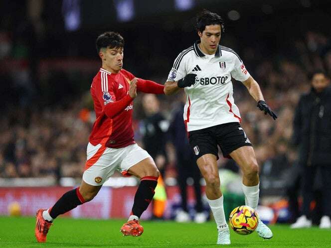 Manchester United amarga la noche a Raúl Jiménez y Fulham