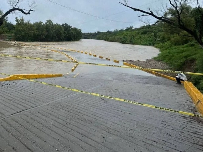 Suspenden clases en 37 municipios de Veracruz tras daños provocados por ‘Erick’