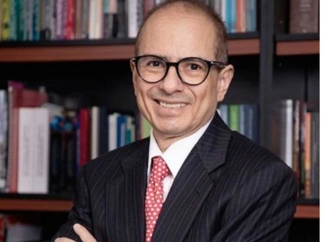 Advierten riesgo por concentración de datos con CURP biométrica obligatoria