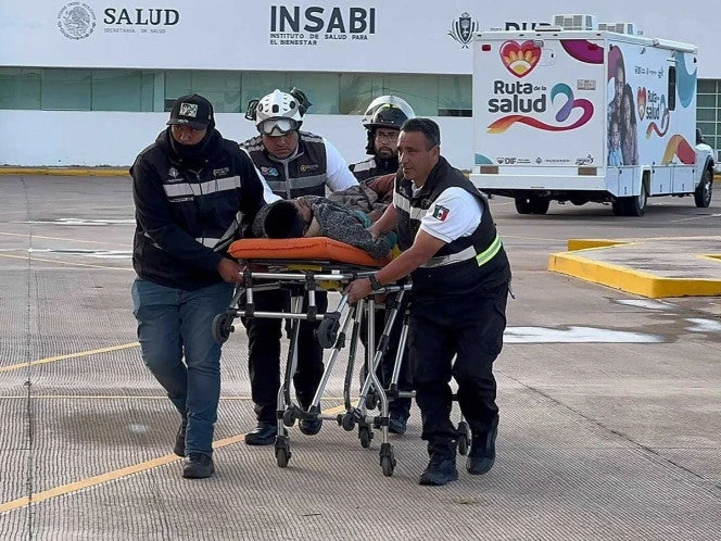 Dos hombres resultan heridos por un rayo en Durango