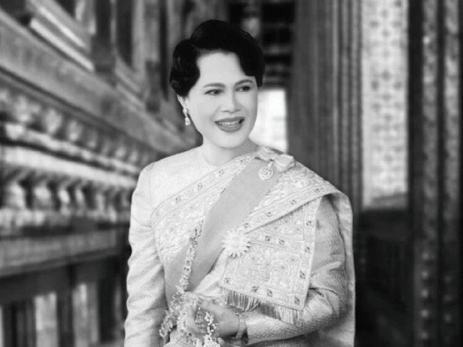 Muere la reina madre de Tailandia; Sirikit fue figura de glamour y poder