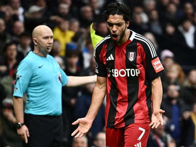 Raúl Jiménez y Fulham no logran ganar previo a Navidad