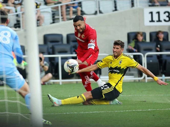 Toluca evita tropiezo y vence en penales a Columbus