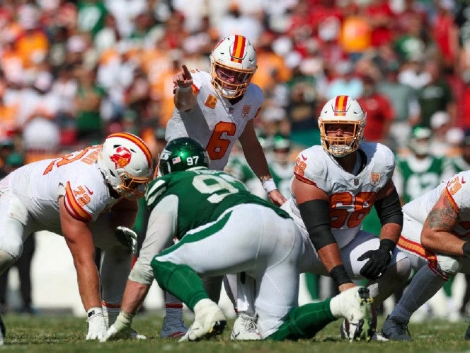 NFL: Buccanners confía que Baker Mayfield juegue el domingo