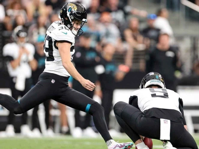 Increíble: Cam Little rompe récord de gol de campo más largo en la NFL