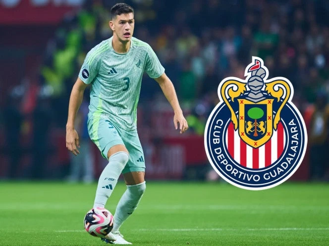 Chivas abriría la cartera por César Montes