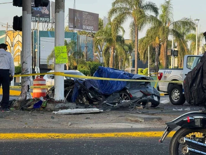Fallece conductor de MX-5 tras brutal choque en peligroso crucero de Zapopan