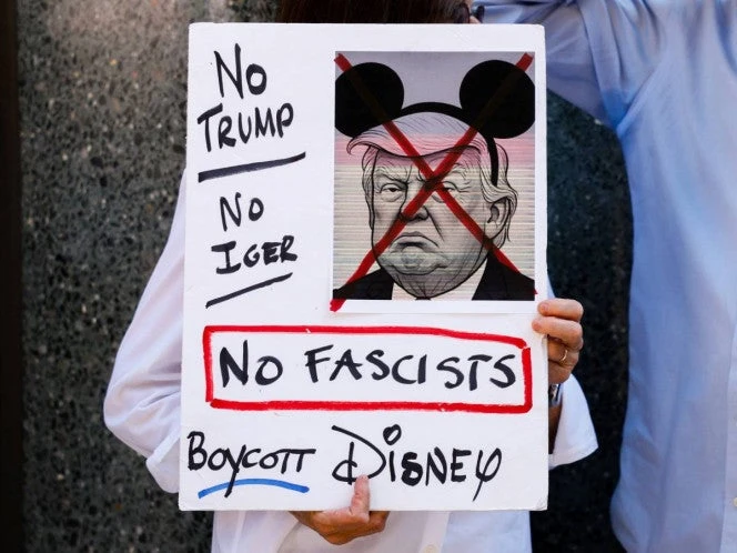 Trump aumenta la censura en los medios de EU tras la suspensión de Jimmy Kimmel