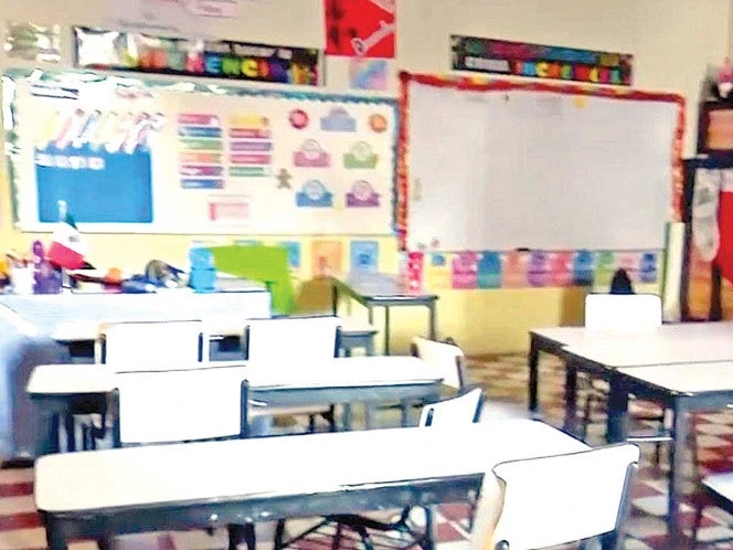 Reubican docentes Durango desaparecen falta matrícula