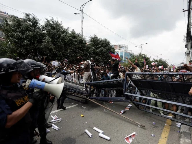 Nepal restablece redes sociales tras protestas que dejaron 19 muertos