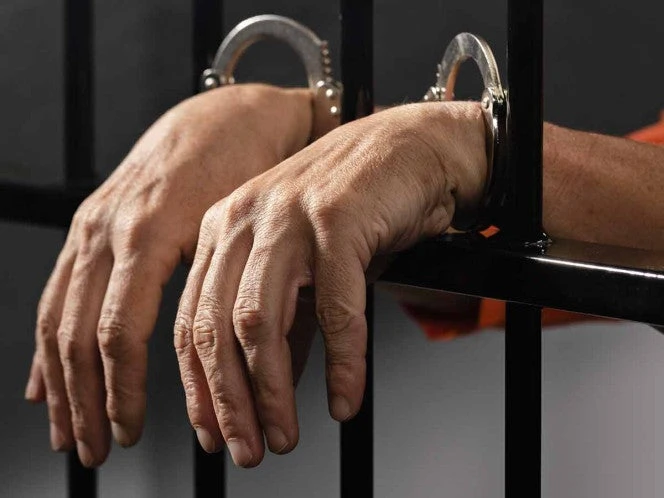 Vinculan a proceso a dos hombres en Veracruz por armas y metanfetamina