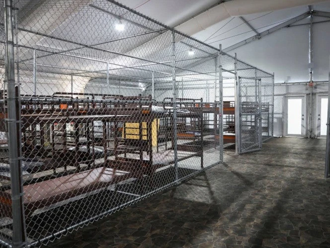 Migrantes mexicanos pagaron una multa... pero fueron llevados al Alligator Alcatraz