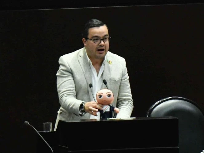 Ernesto Prieto lanza ataques sin sustento contra la gobernadora de Guanajuato