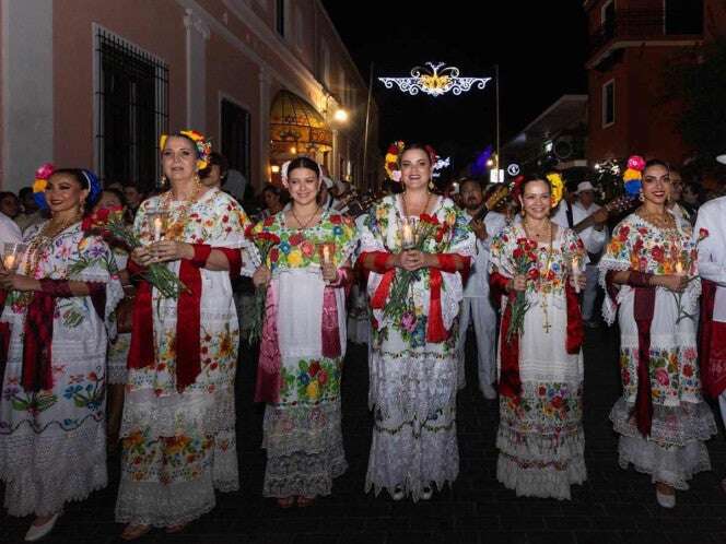 Cecilia Patrón encabezó festejos por el 483 aniversario de la fundación de Mérida