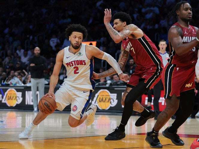 Pistons vencen al Heat con un triple agónico de Cunningham