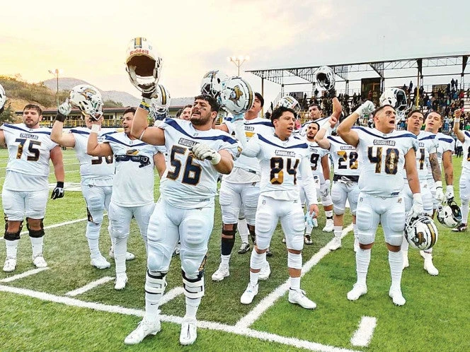 Caudillos arrasa a Raptors y extiende su dominio en la LFA