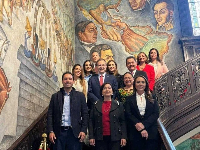 Senador Mauricio Vila dirige gestiones en EU contra impuesto a remesas de migrantes mexicanos