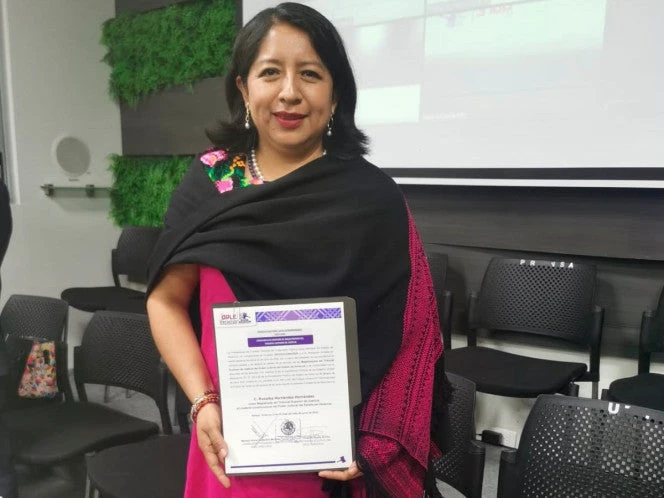 Rosalba Hernández recibe constancia como presidenta del Tribunal de Justicia en Veracruz