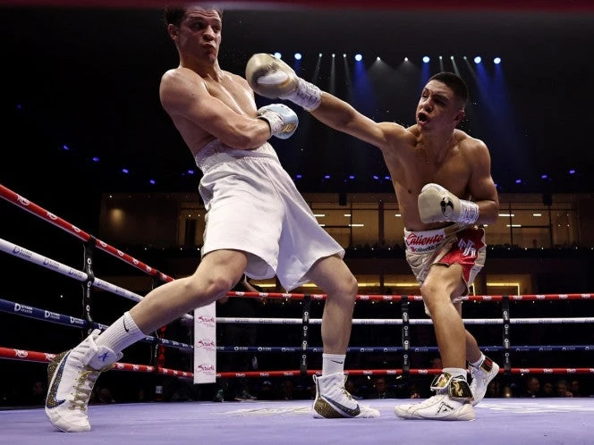¡Jaime Munguía toma revancha y derrota a Bruno Surace!