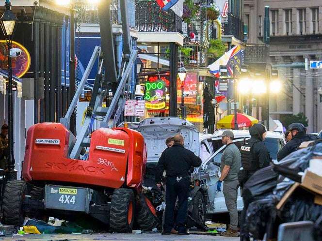 VIDEO: Vehículo a gran velocidad dejó al menos 10 muertos en Nueva Orleans  