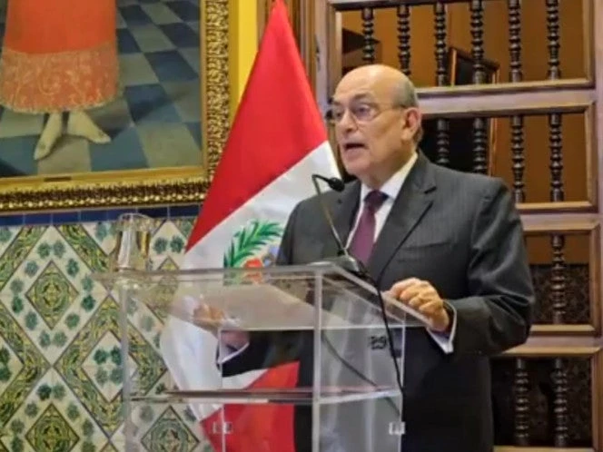 Perú rompe relaciones diplomáticas con México