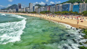 Turistas estrangeiros injetaram mais de US$ 6 bilhões na economia do Brasil em 2024, diz Banco Central