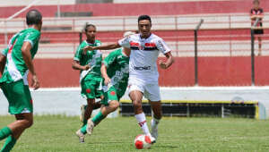 Jogador do Bragantino é transferido para hospital em Ribeirão Preto