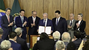 Lula pede votação rápida no Congresso das medidas para mitigar o tarifaço