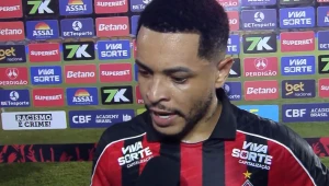Indignado, Matheuzinho detona time do Vitória: ‘É incrível como a gente erra’