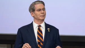 Secretário de Tesouro dos EUA anuncia novas intervenções para apoiar peso argentino