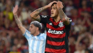 Pedro fratura antebraço, perde volta da Libertadores e pode desfalcar Flamengo em até um mês