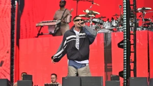 Filipe Ret pede liberdade para Oruam durante show no The Town