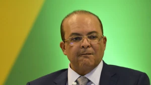 ‘Se não saírem, serão presos’, diz governador do DF sobre deputados acampados na Praça dos Três Poderes